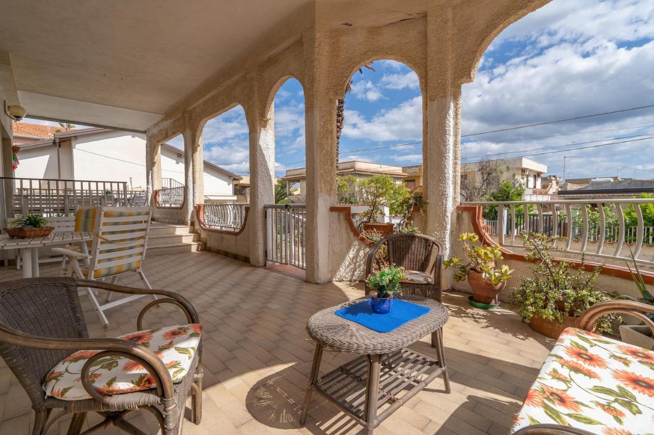 Villa Azzurra Agnone Bagni Kültér fotó