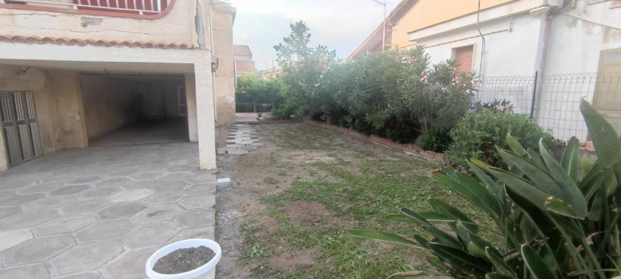 Villa Azzurra Agnone Bagni Kültér fotó